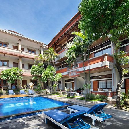 Legian Village Beach Resort - Chse Certified Экстерьер фото